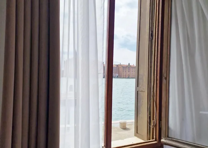 Silk Road Albergue Veneza